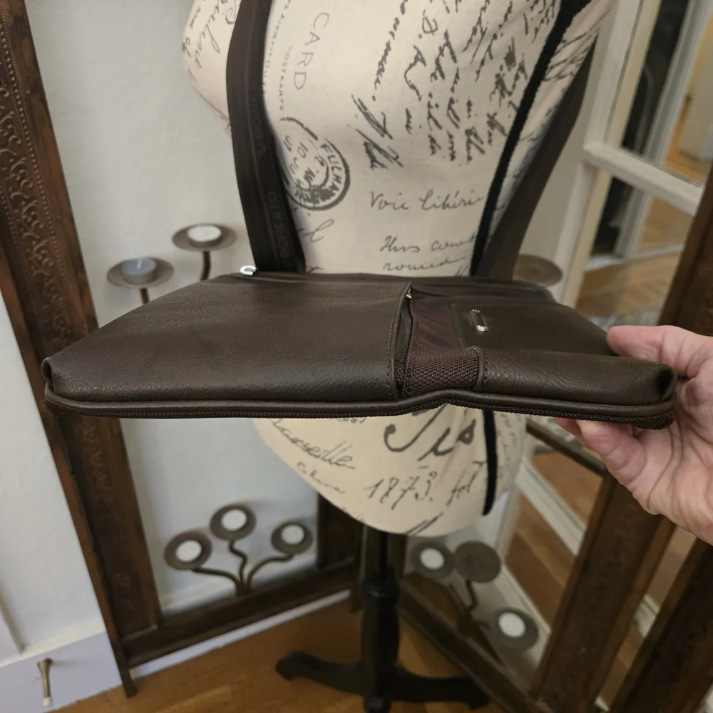Roncato Correspondent Bag - Picture 5 of 16